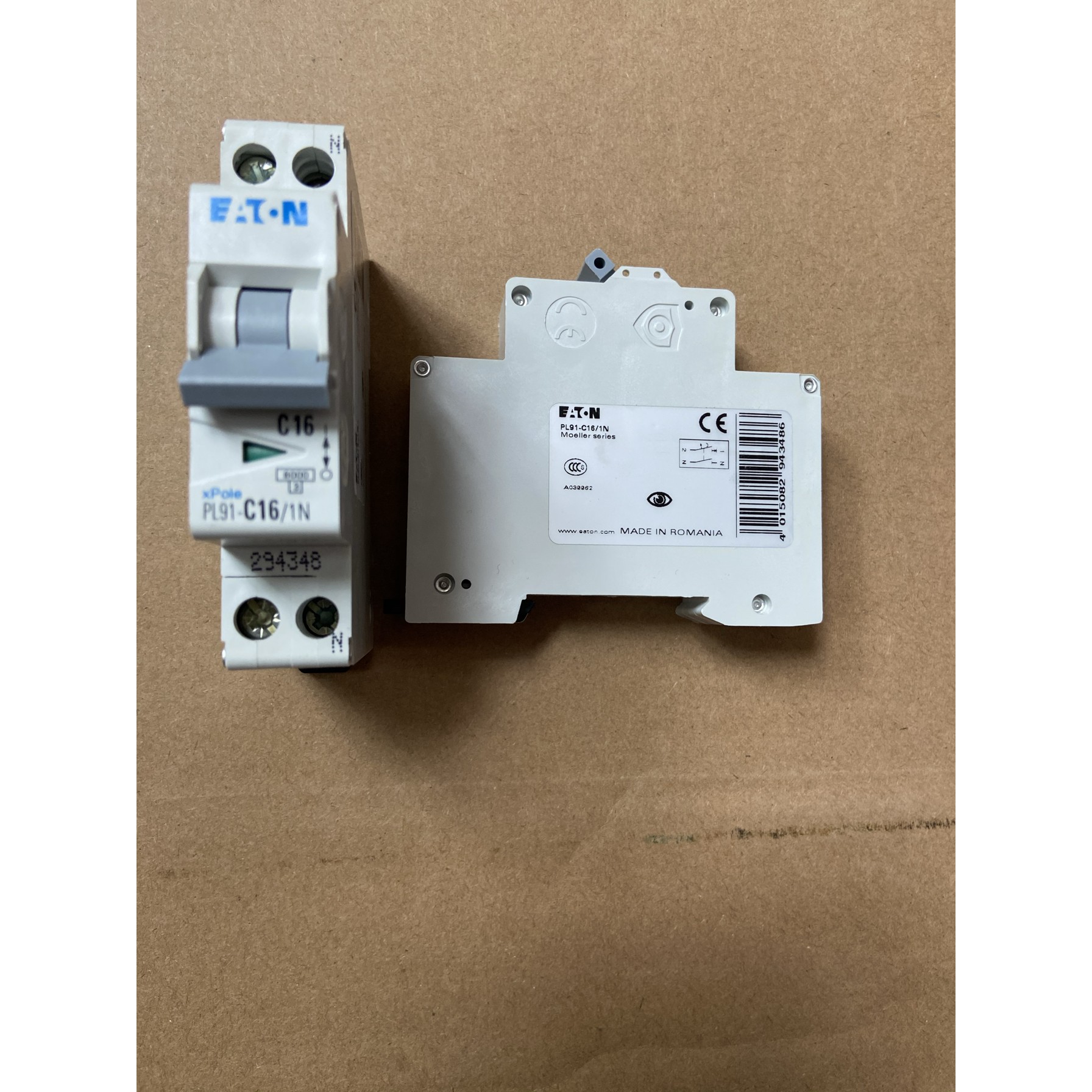 伊顿EATON伊顿穆勒空气开关PL91-C16/1N 1P原装进口断路器实拍