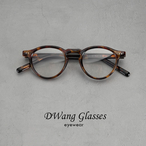 日系磨砂透色简约铆钉近视眼镜