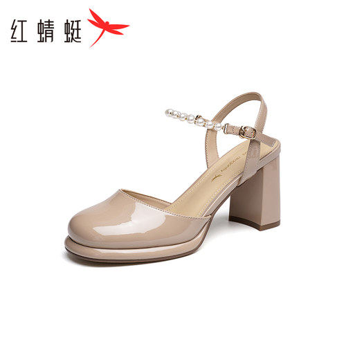 REDDRAGONFLY/红蜻蜓夏季优雅包头漆皮一字带珍珠女凉鞋WTV23293