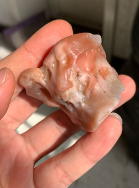 新疆哈密地表籽料天然俏色红蛋白原石把玩件重78.8克戈壁罗布泊料