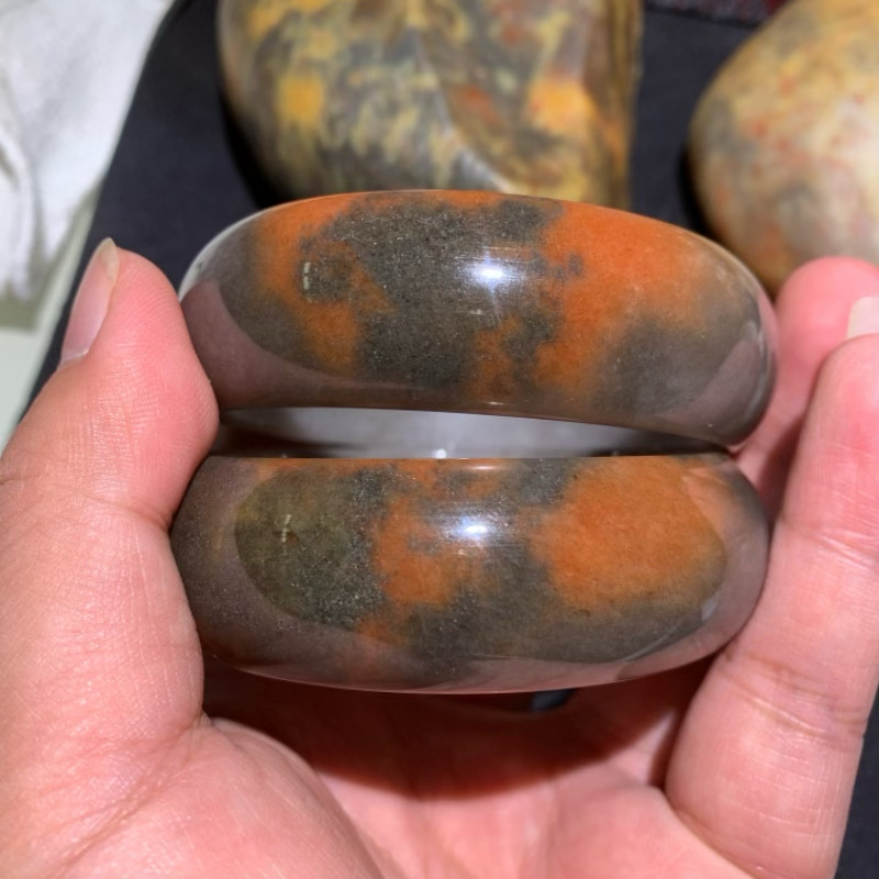 新疆乌尔禾金丝玉红黑花彩玉对镯高货手镯含金沙地表籽料料子细腻