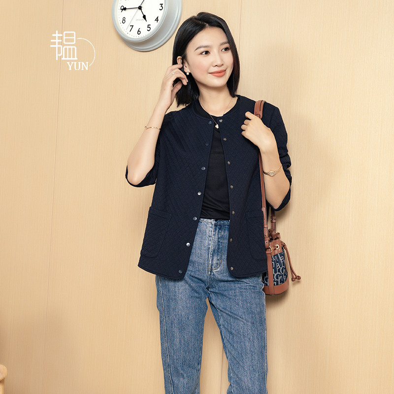 【YUN】韫2024秋季新款女圆领单排扣提花料百搭短款休闲开衫外套,女装/女士精品,短外套,淘宝优惠券,粉丝福利购,淘宝优惠卷