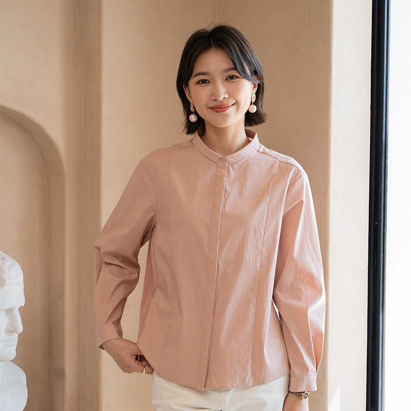 YUN韫2025秋季新品女通勤小翻领单排扣宽松显瘦长袖百搭衬衫 5828