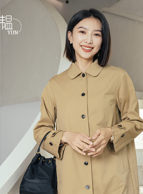 【YUN】韫2024春季新款女通勤韩版娃娃领单排扣长袖休闲风衣外套