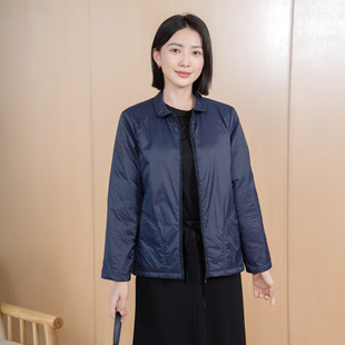 YUN韫2025冬季 女温柔泡芙轻薄拉链翻领光面棉服保暖外套5062 新品
