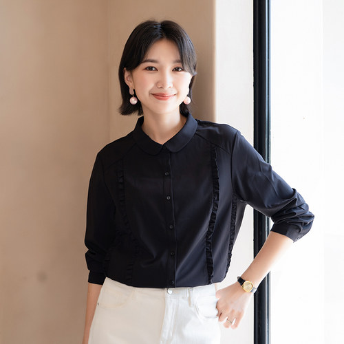 YUN韫2025秋季新品女翻领单排扣宽松木耳边百搭天丝长袖衬衫 5806