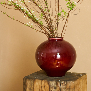 梵悦 景德镇新中式郎红手工大圆球花瓶可养鲜花陶瓷花器花插