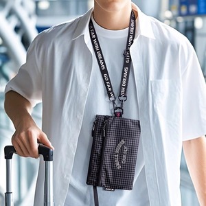 2025新款挂脖护照包RFID防盗证件袋多功能收纳包手机袋零钱包出国