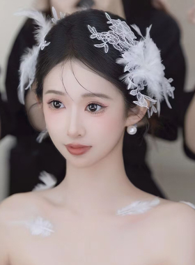 新款新娘头饰森系拍照超仙蕾丝羽毛发饰结婚纱晨袍礼服配饰高级感