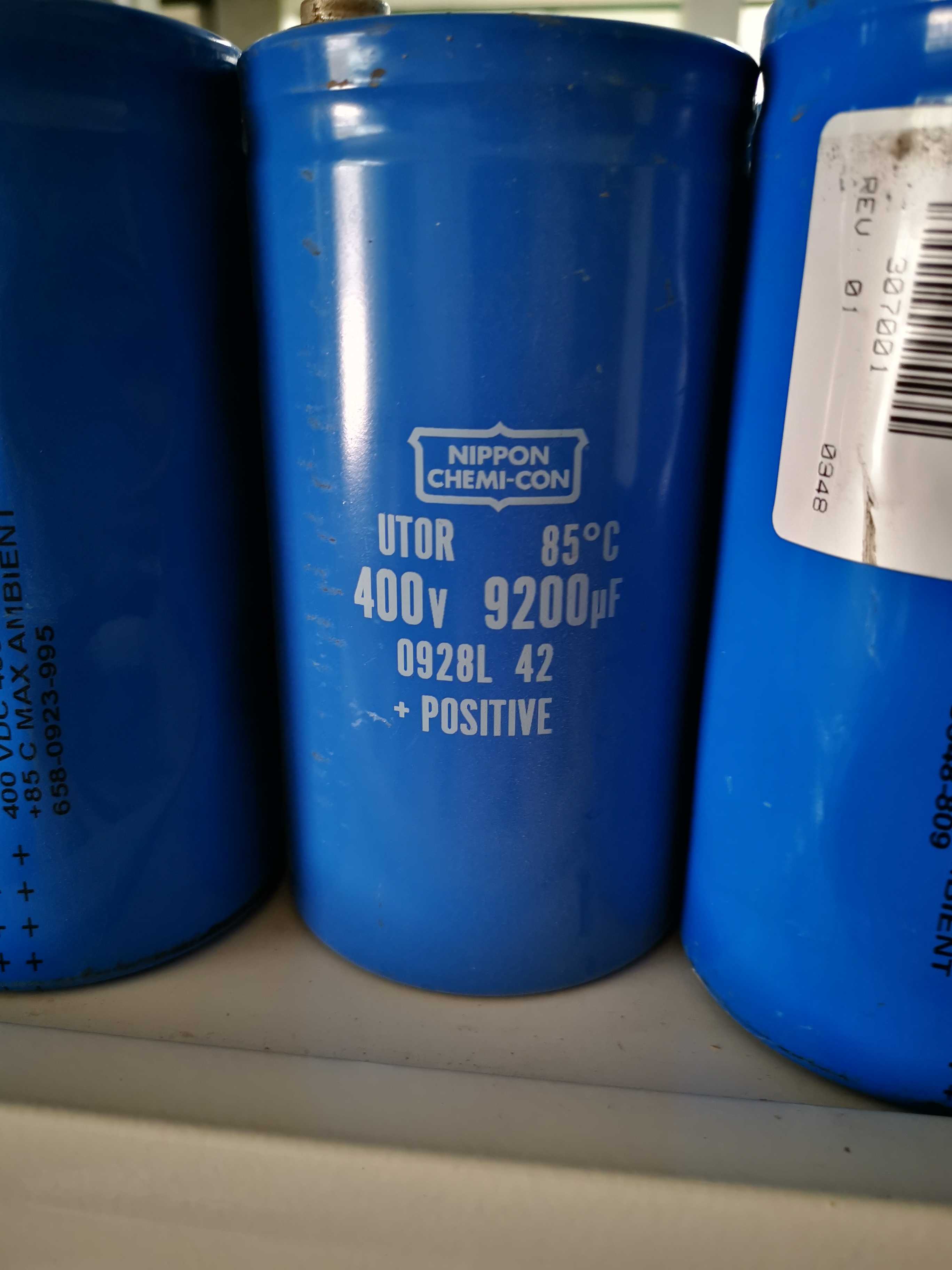 AB变频器PF753 755滤波电容 9200UF 400V UTOR 0928L 42 POSITIVE