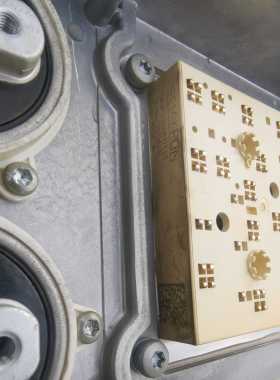 伟肯变频器NXL系列IGBT模块西门康SKIIP31NAB12T49 原装拆机