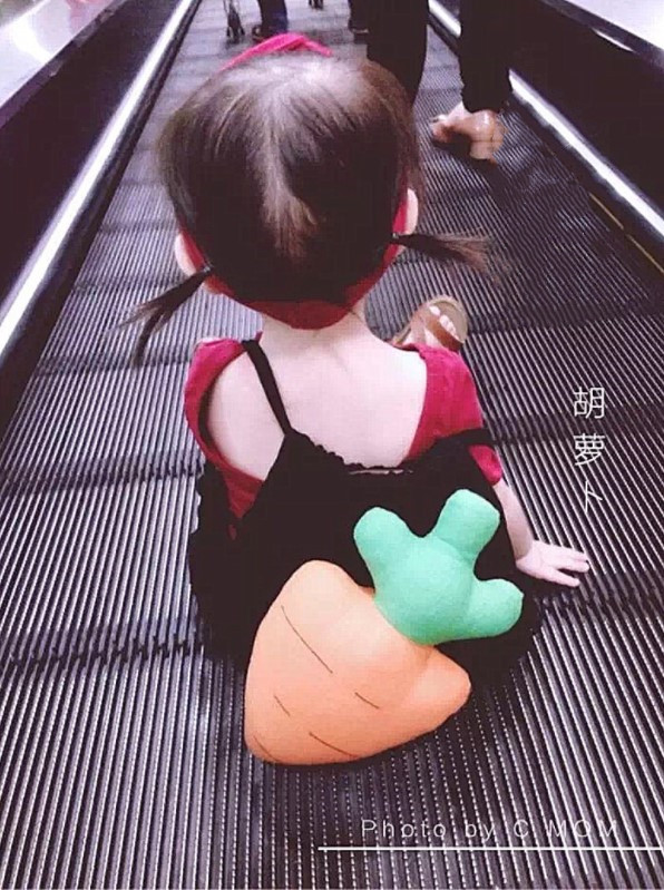 幼儿园开学小背包儿童幼儿书包亲子胡萝卜双肩包包宝宝双肩斜跨包