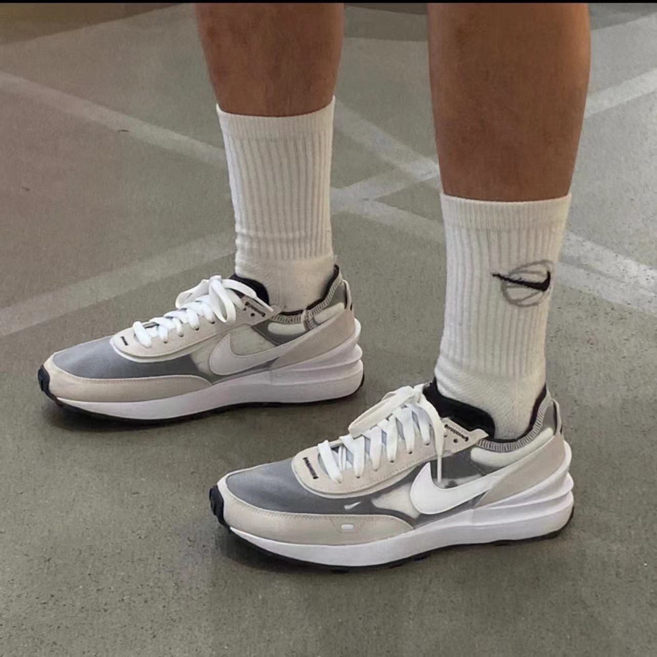 Nike运动鞋复古透气休闲跑步鞋