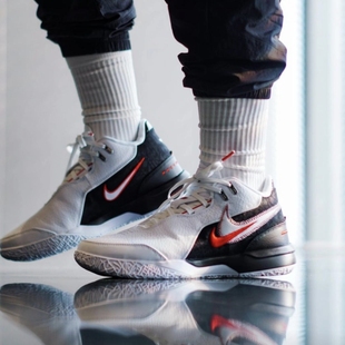 Nike 詹姆斯实战缓震耐磨篮球鞋 Zoom NXXT FJ1567 LeBron 耐克