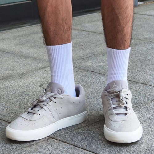 Jordan Series 大童灰色时尚舒适百搭减震支撑低帮板鞋DN3205-002