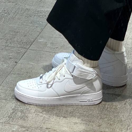 Nike Air Force 1 07 男女休闲百搭舒适耐磨中帮板鞋 CW2289-111