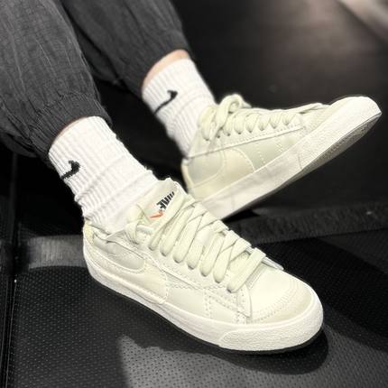Nike Blazer Low '77 Jumbo 舒适防滑耐磨低帮板鞋 DQ1470-004