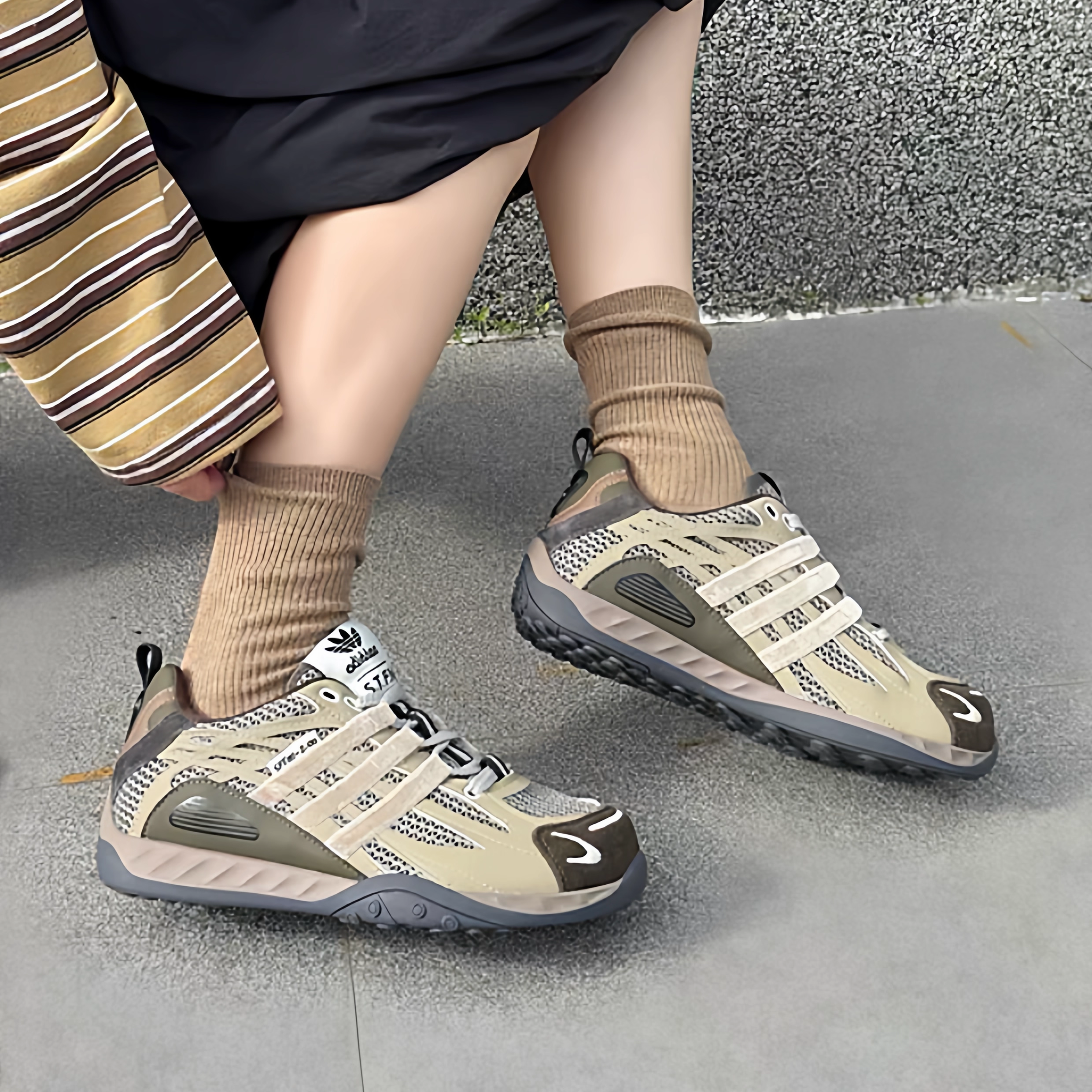 老爹鞋女2025新款复古休闲厚时尚休闲鞋