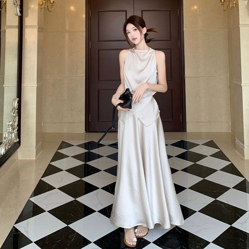 小众不规则交叉缎面背心高级感大摆半身裙2026夏季新款时尚套装女