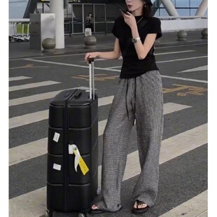 24125大爱美依缘2025夏季新款黑色净版T恤高腰阔腿直筒格纹长裤女