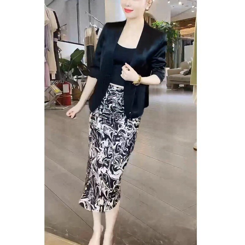 23552大爱美依缘2026新款纯色长袖西服外套高腰印花半身裙洋气女