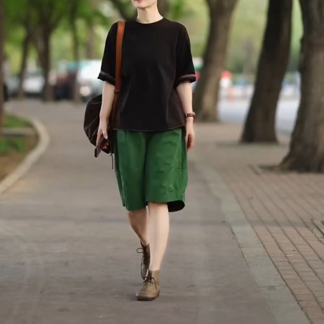 25358大爱美依缘2025夏季新款宽松圆领显瘦T恤休闲高腰五分短裤女