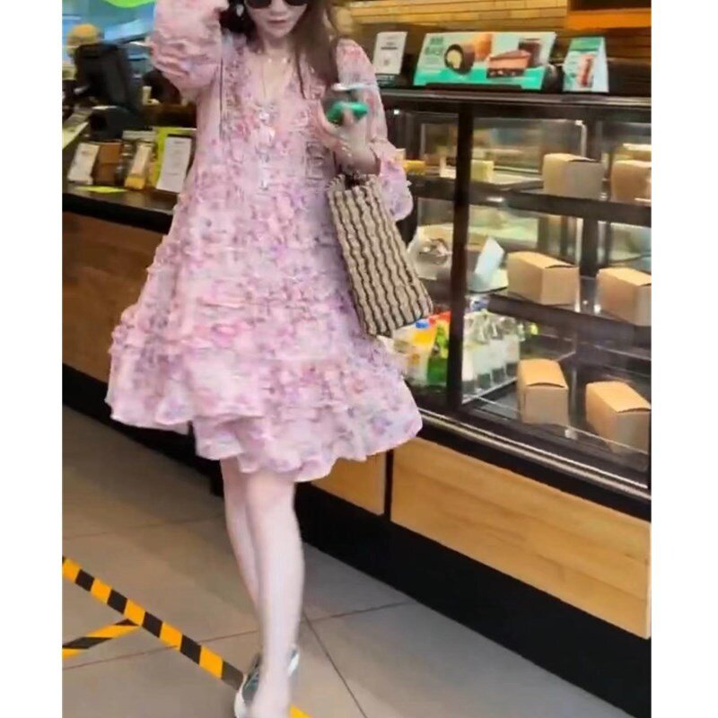 2426大爱美依缘2025春夏新款韩版时尚碎花连衣裙V领宽松减龄女裙