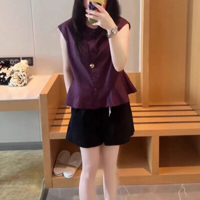 25566大爱美依缘2025夏季新款时尚圆领无袖衬衫洋气高腰短裤女潮