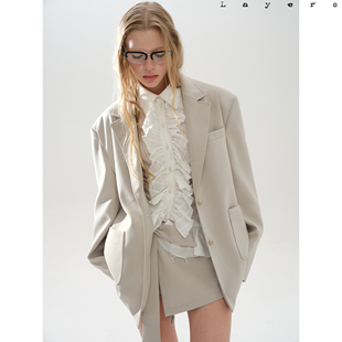 Layers 浅春绿宽肩廓形 花纹釉装饰扣简约春款西装外套