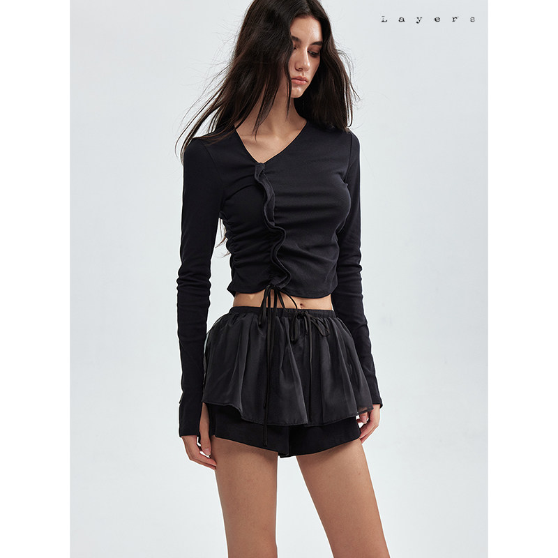 抽褶花边黑色针织长袖短款上衣