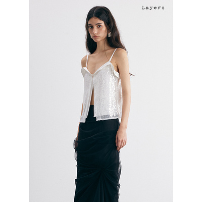 纯白波光珠片翻边设计吊带