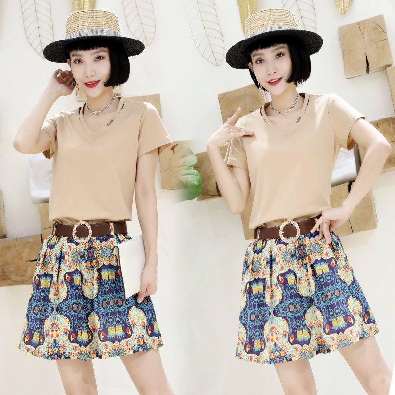 歐洲站新款V領短袖T恤花色短裙女兩件套韓版時尚洋氣減齡套裝在類目 女裝/女士精品, 套裝/學生校服/工作制服, 時尚套裝中 - 來自Buy2taobao.com提供專業的淘寶代購服務