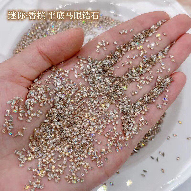 美甲饰品香槟钻5A倒边锆石1.5*3毫米马眼麦穗透白平底指甲钻配饰
