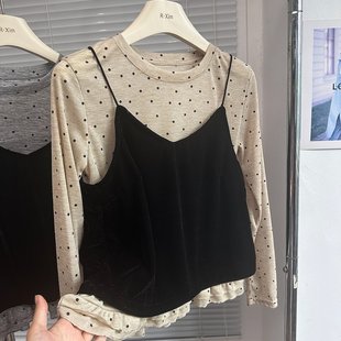 韩系丝绒小吊带+波点长袖t恤两件套女秋2025新款木耳边打底衫上衣