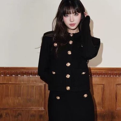 avenement/金圆扣小香针织套装高级感富家千金显瘦半身裙两件套女