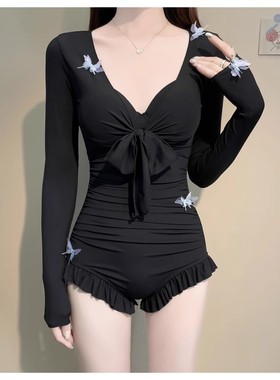 保守款黑色连体泳衣女高级感遮肚显瘦泳装长袖防晒钢托聚拢泡温泉