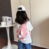 儿童卡通可爱兔子耳朵小胸包2023新款 毛球休闲单肩斜挎腰包小女孩