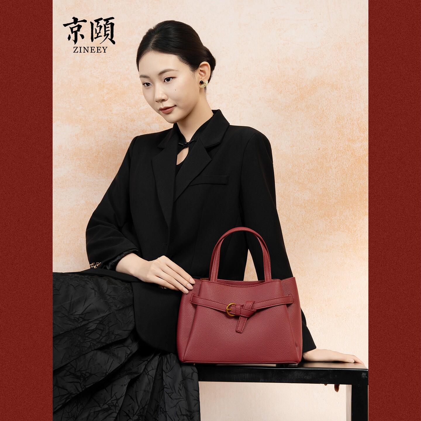 京颐 高级感酒红色手提包女轻奢皮带扣托特包日常可用新娘结婚包