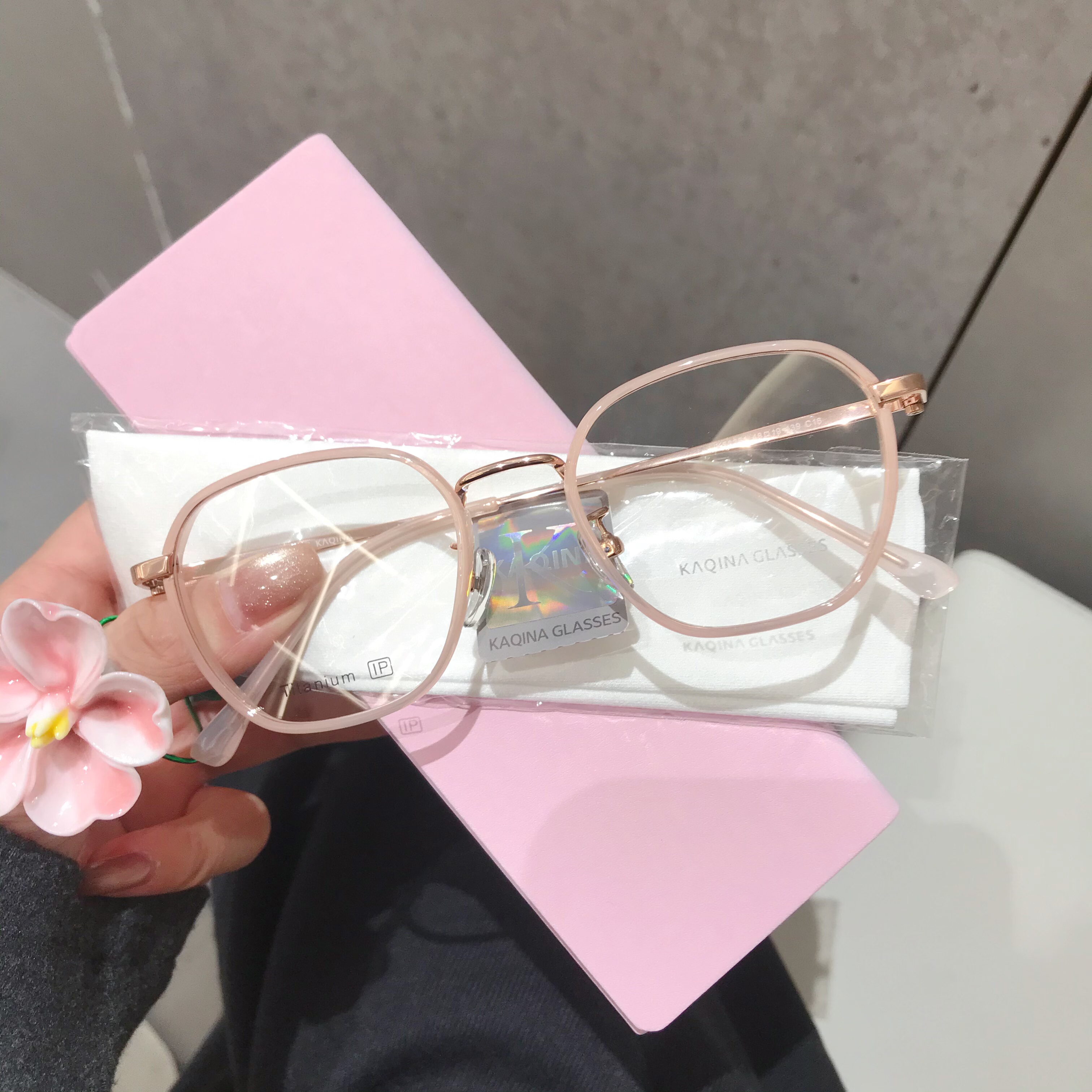 复古不规则粉色钛架眼镜近视女可配有度数防蓝光素颜超轻眼睛架