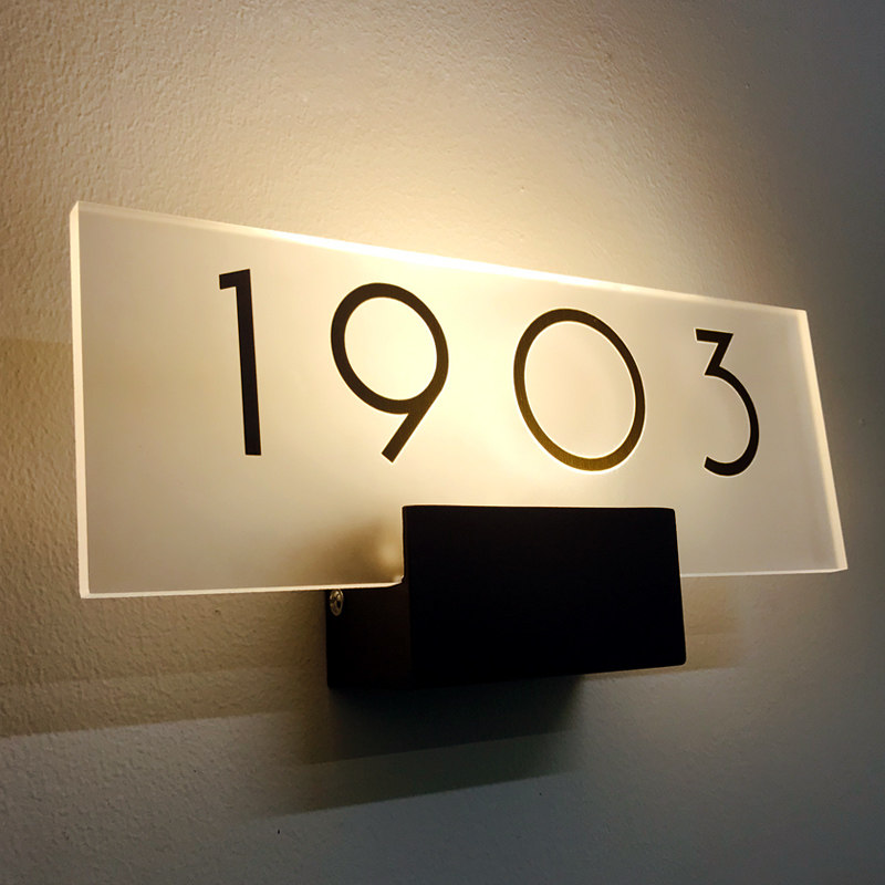 高端发光门牌灯美容SPA发光标识定做月子中心透明门号牌定制设计