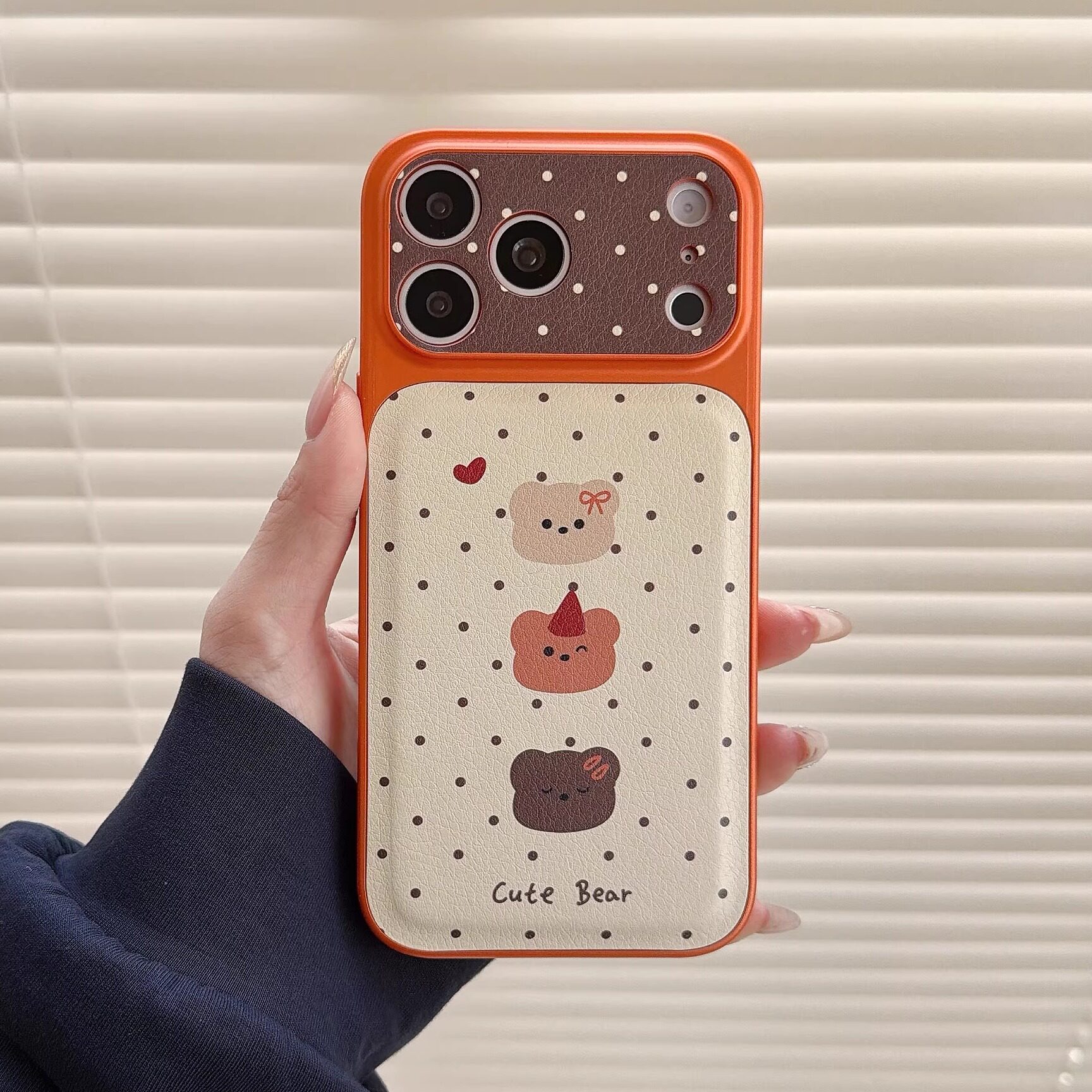 适用于iPhone17手机壳16promax全包防摔波点猫狗熊15promax软边硬背14PROMAX贴皮ip卡通萌宠可爱苹果手机壳