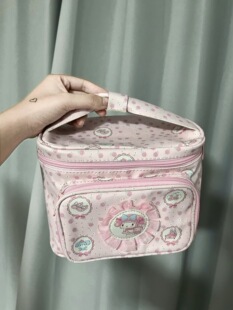 可爱卡通化妆包女便携外出大容量2025新款化妆品收纳包手提旅行包
