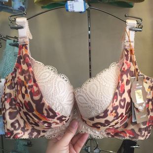 专柜正品 FD6411特厚杯FD6412中厚精油杯调整型收副乳文胸