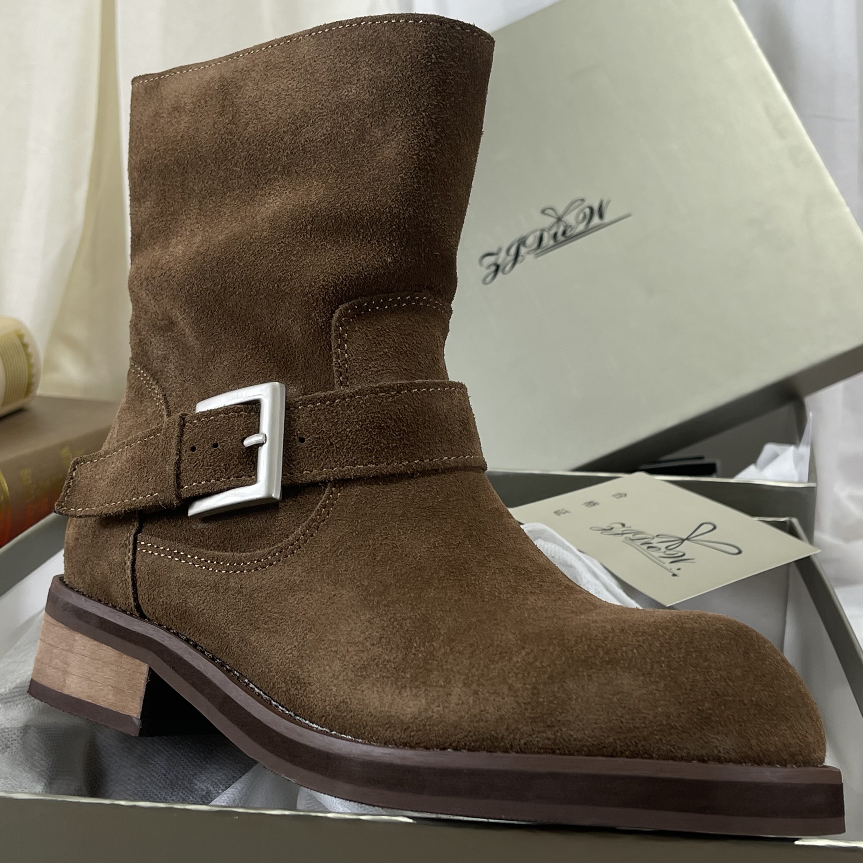 头层牛皮切尔西靴休闲美拉德复古马丁靴女真皮短靴子西部靴机车靴