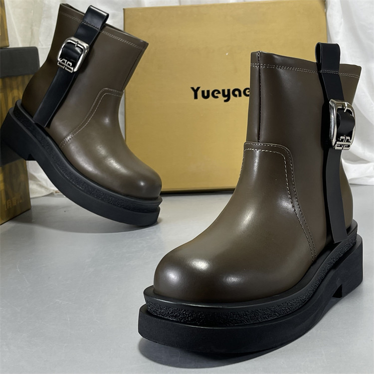 月芽儿头层牛皮雪地靴女皮毛一体加厚绒保暖厚底真皮马丁靴机车靴