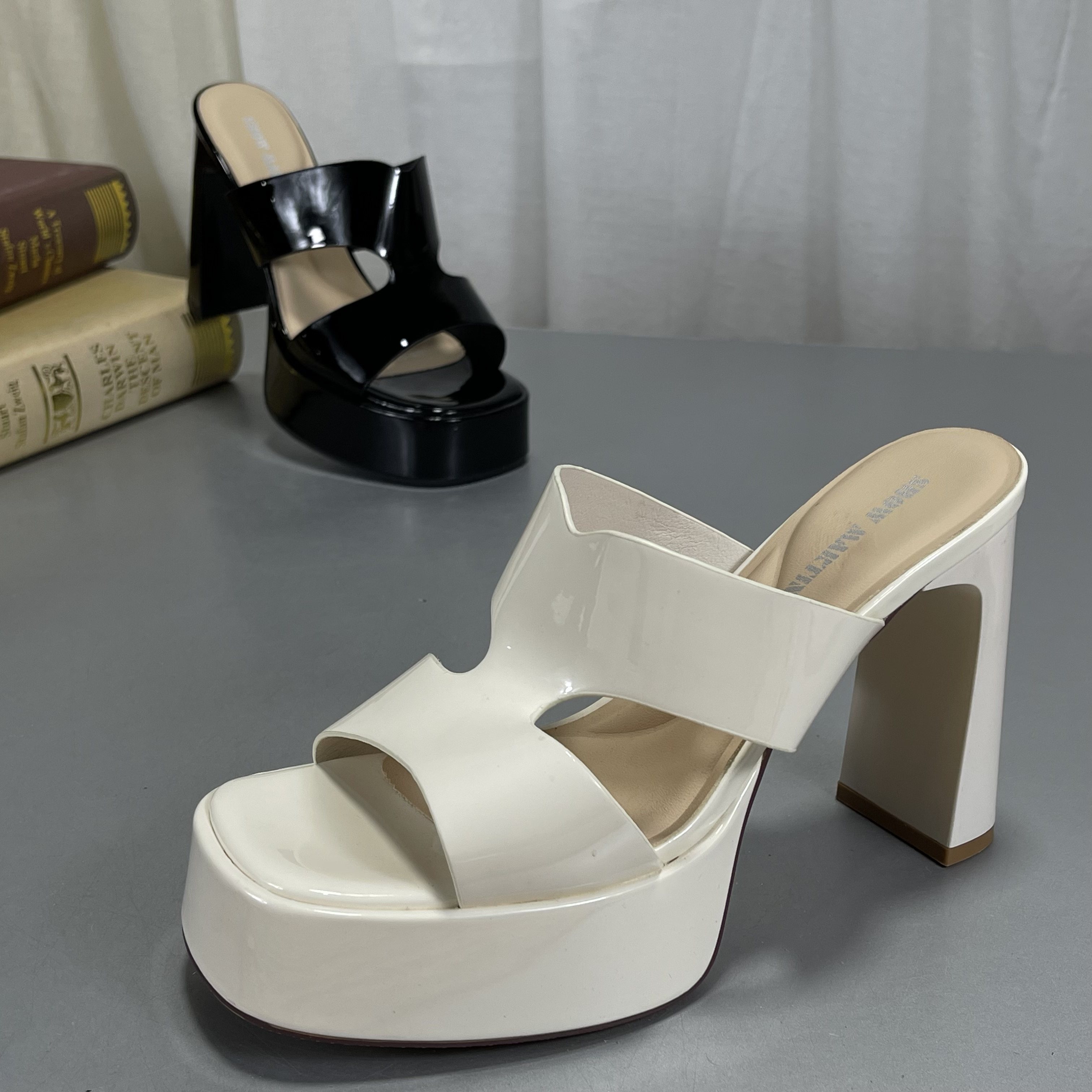 牛漆皮高跟一字拖女外穿2026夏季款时尚性感露趾防水台粗跟凉拖鞋,女鞋,其他拖鞋,淘宝优惠券,粉丝福利购,淘宝优惠卷