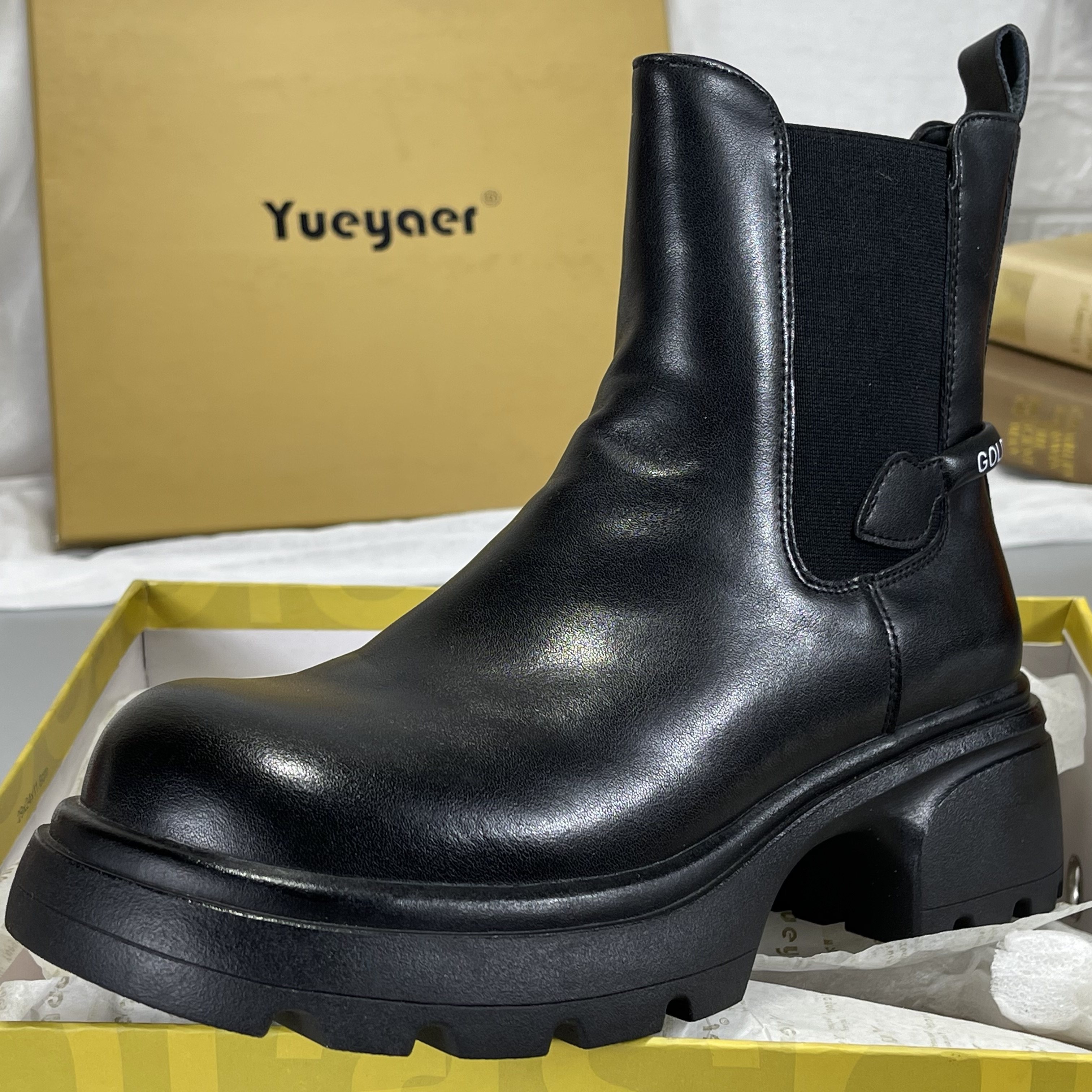 专柜正品月芽儿牛皮马丁靴切尔西靴女冬季加绒真皮烟筒靴短筒棉靴,女鞋,马丁靴,淘宝优惠券,粉丝福利购,淘宝优惠卷