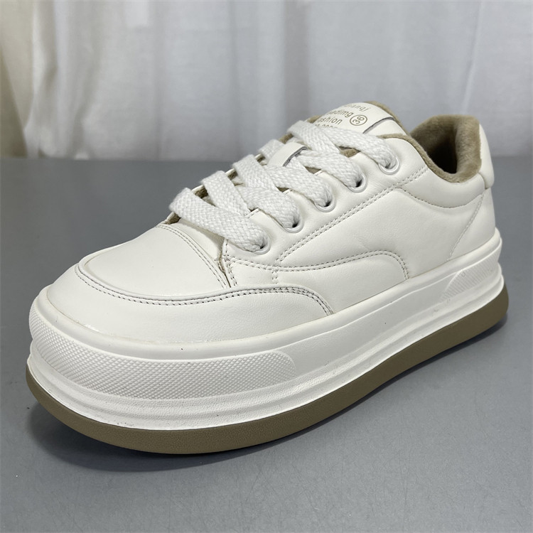 季末清仓捡漏~牛皮面包鞋厚底休闲小白鞋加绒百搭踩屎感运动鞋