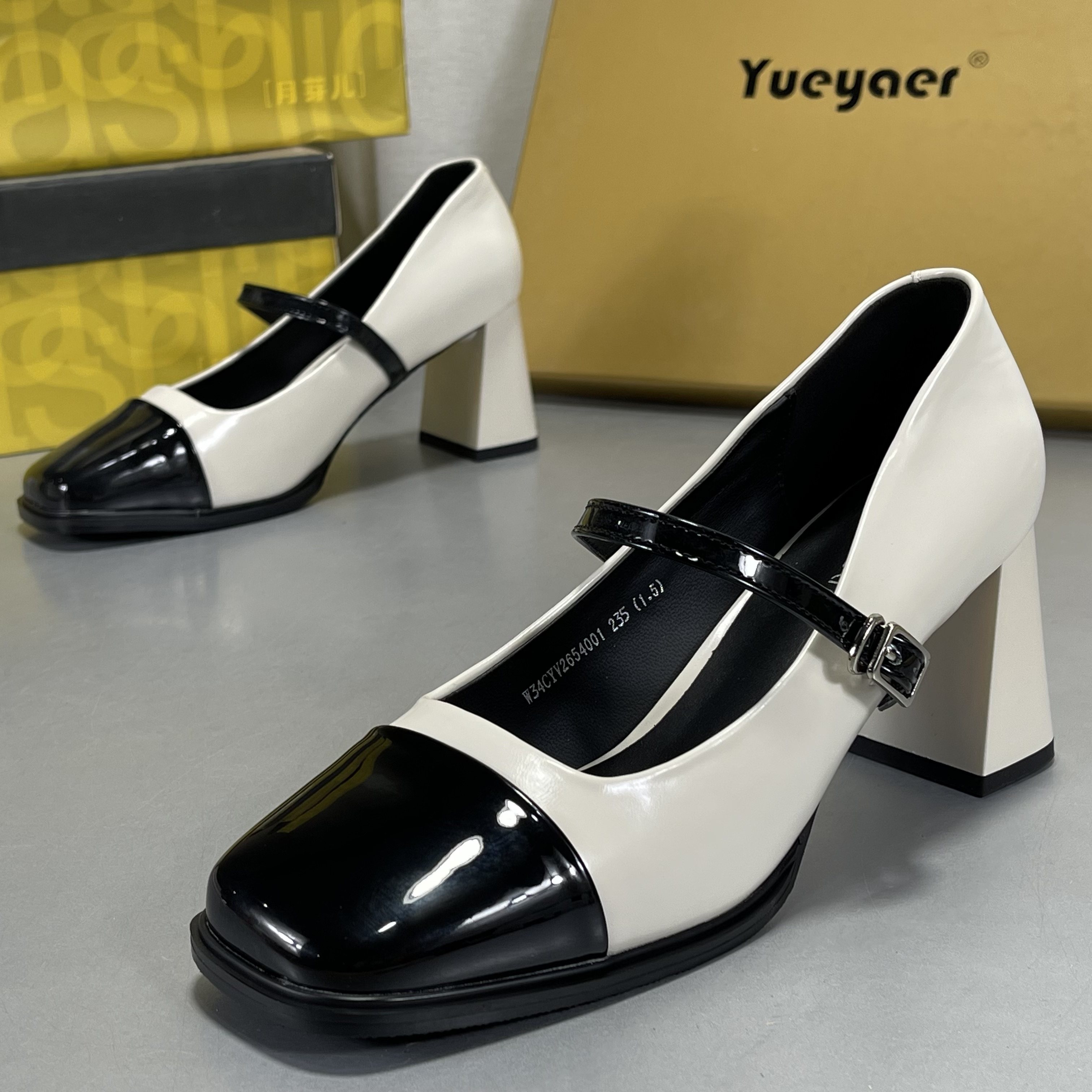 月芽儿方头漆皮高跟鞋新款2026复古玛丽珍小皮鞋粗跟法式单鞋女,女鞋,乐福鞋（豆豆鞋）,淘宝优惠券,粉丝福利购,淘宝优惠卷