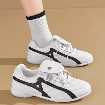 品牌女鞋真皮德训鞋2025秋季新款小白鞋复古撞色阿甘鞋休闲运动鞋,女鞋,德训鞋,淘宝优惠券,粉丝福利购,淘宝优惠卷